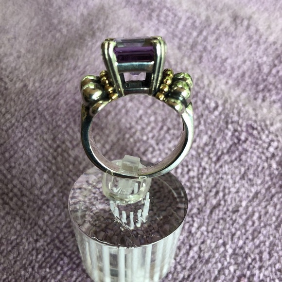 Lagos ring - amethyst set in sterling silver with 18K gold Caviar beading - Picture 9 of 16